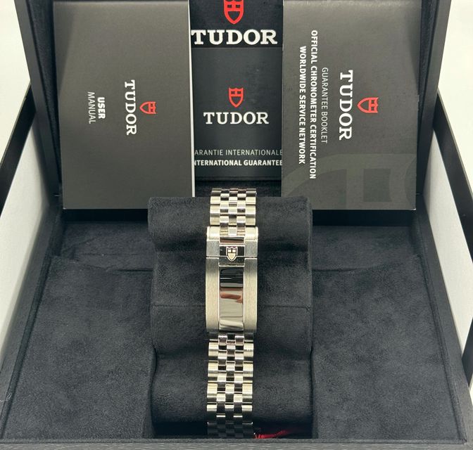 Tudor Black Bay Chrono M79360N-0019 Image 3